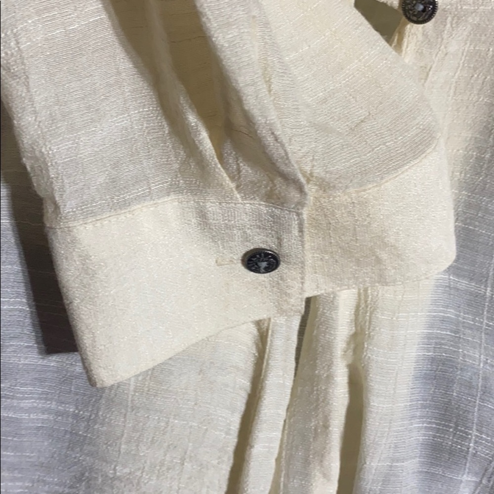 Button down Blouse - Picture 4 of 5